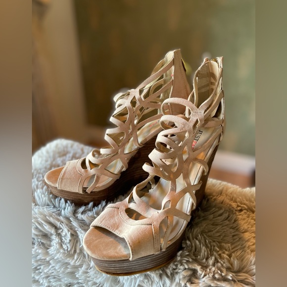 Just fab wedge heels - Picture 3 of 11